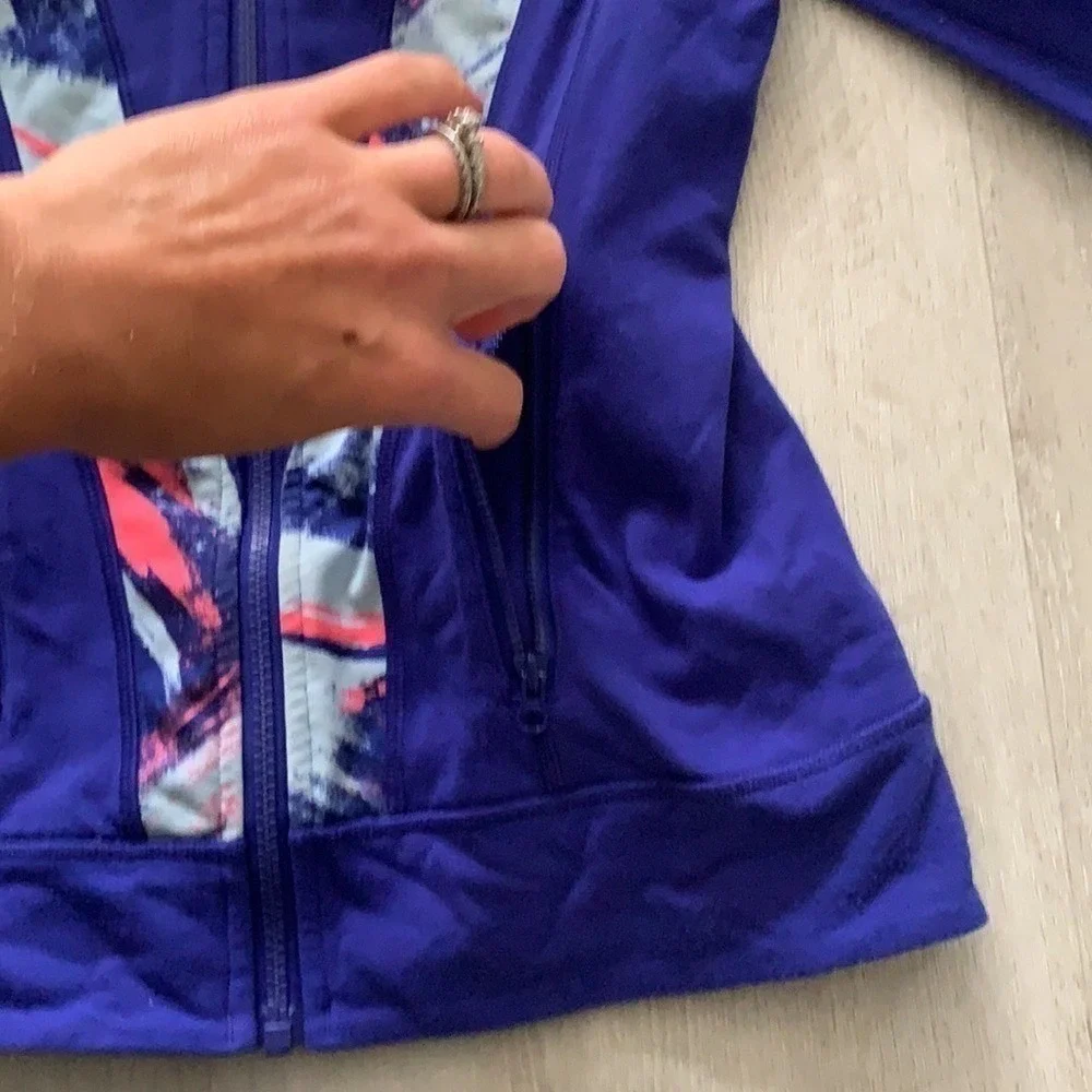 Ivivva Girls Purple Printed Full Zip‎ Athletic Jacket Size 10 Thumbholes